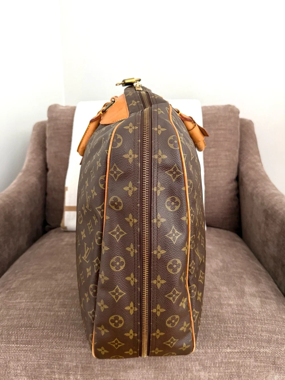 Authentic Louis Vuitton Alizé 1 Poche travel bag M41393 brown monogram LV unisex